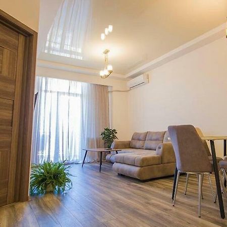 Tikas Home Апартаменты Tbilisi Exterior photo